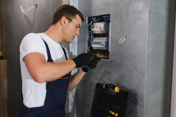Best Local Electrician Companies  in Louisville, NE